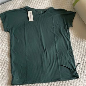 NEW w tags Outdoor Voice tie shortsleeve Size M